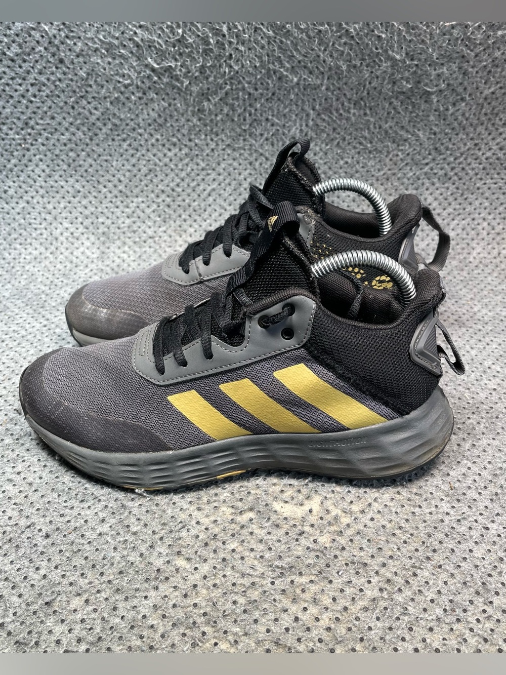 Adidas Own the Game 2.0 Basketball Shoes Size 7.5 Women’s.